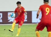 开云体育下载-中国足球比赛场上的惊心动魄