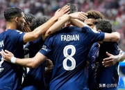 开云体育-巴黎圣日耳曼豪取胜利，稳坐法国联赛榜首的简单介绍