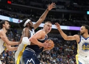 开云下载-魔术完胜马刺，约基奇统治全场的简单介绍