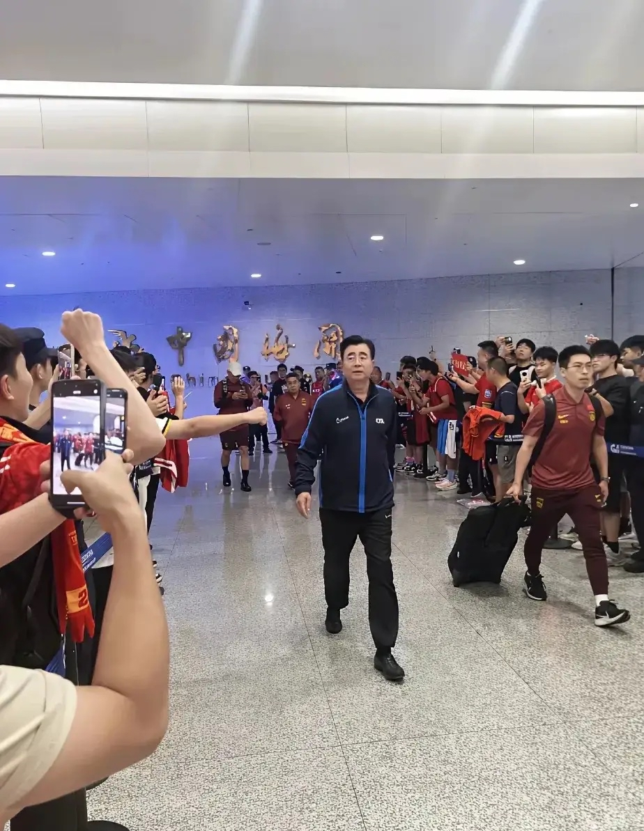 印尼队鏖战丹麦队，李梓嘉关键制胜