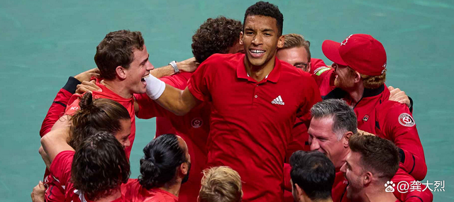 西欧代表队斩获冠军，赢得球迷喝彩