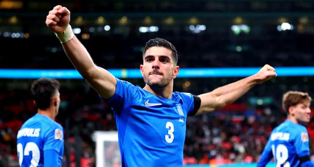 法国队在场上展现出色，获得了关键三分的简单介绍