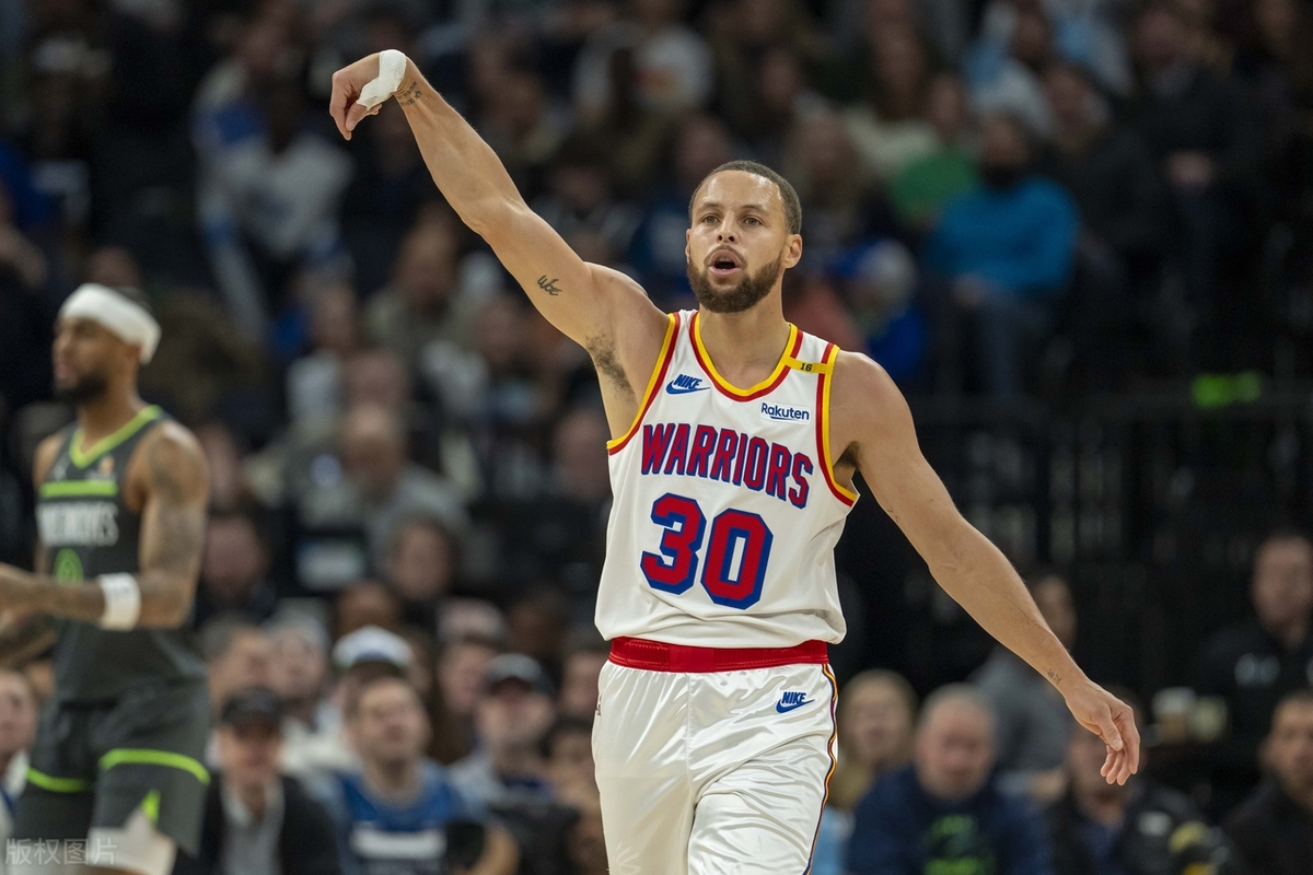 关于勇士卫冕霸主地位岌岌可危主力伤缺的信息