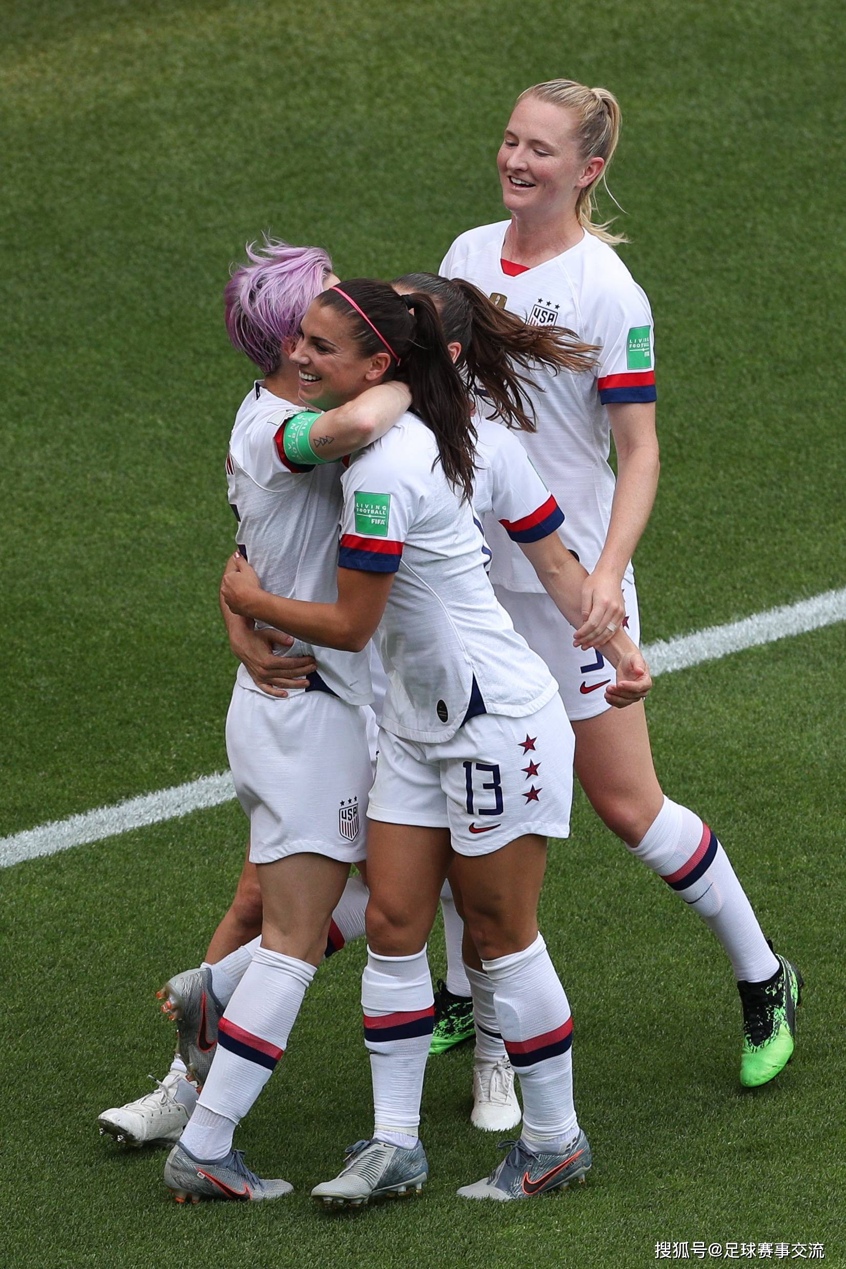 关于巴西女足展现出色表现，击败卫冕冠军的信息