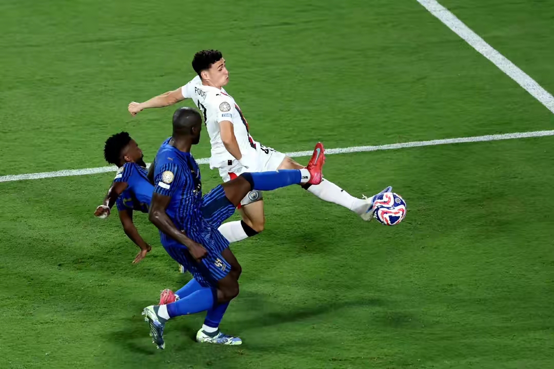 曼城大胜拜仁，成功逆袭进入欧冠半决赛！