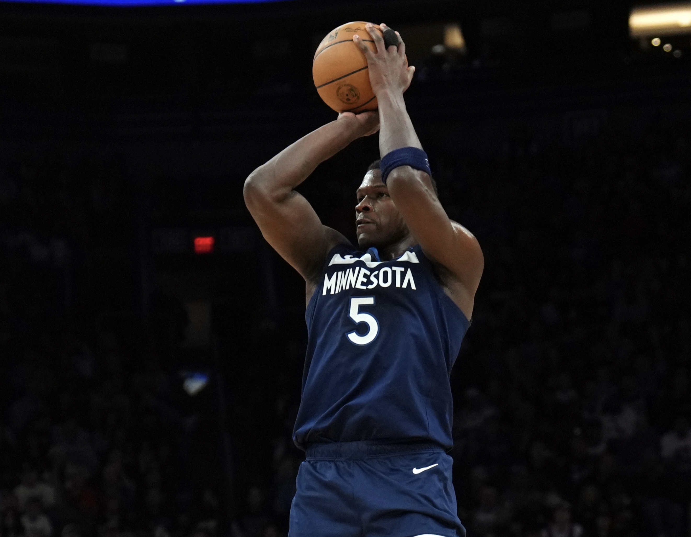 法国男篮翻盘国王，字母哥爆发神勇