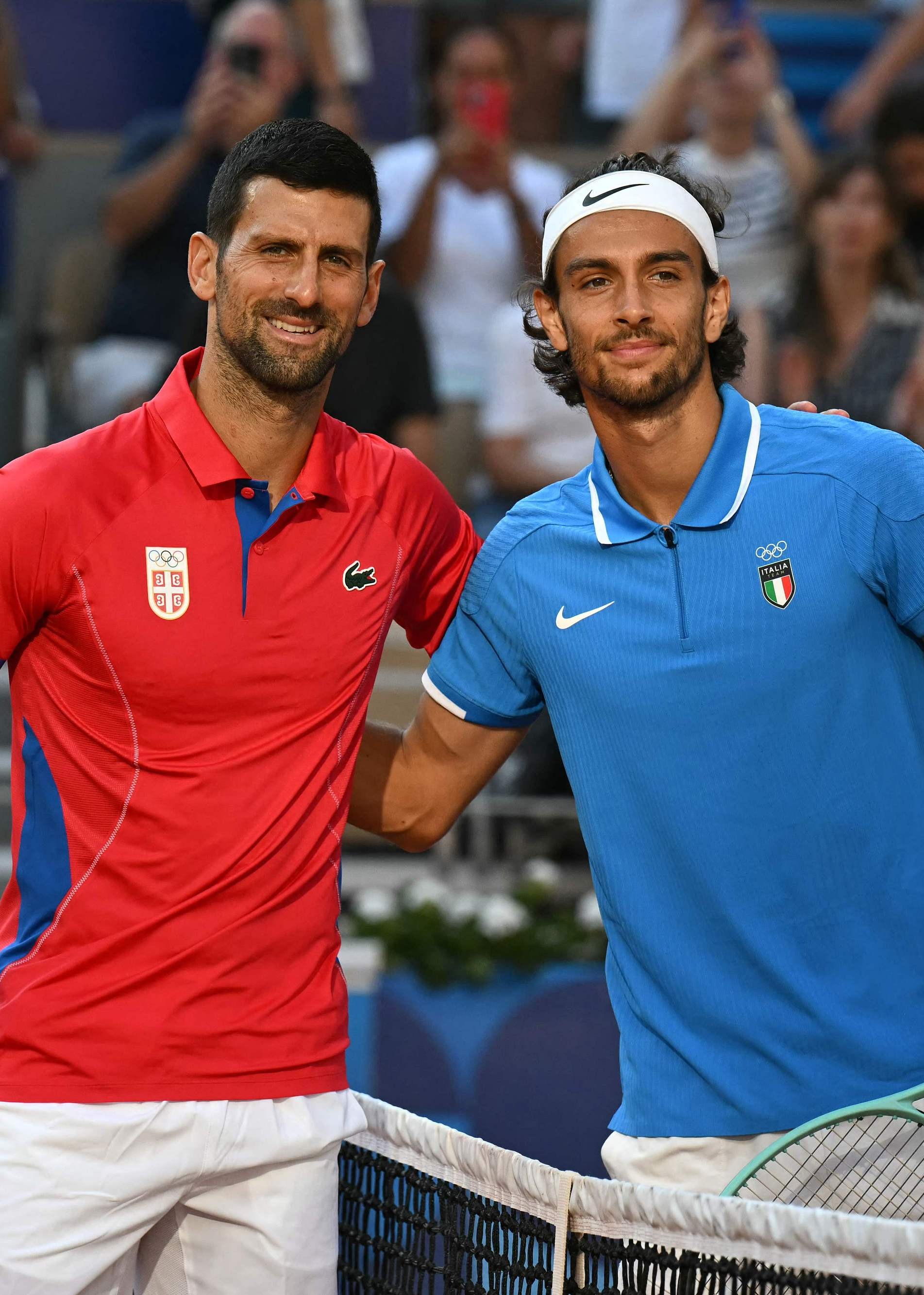 关于意大利网球队险胜法国网球队，德约科维奇送出助攻的信息