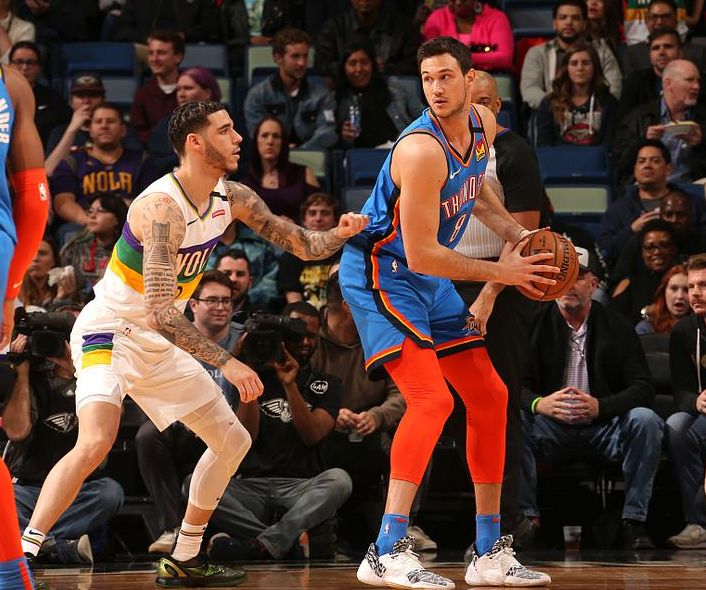 雷霆横扫天津队，锡安带队取胜