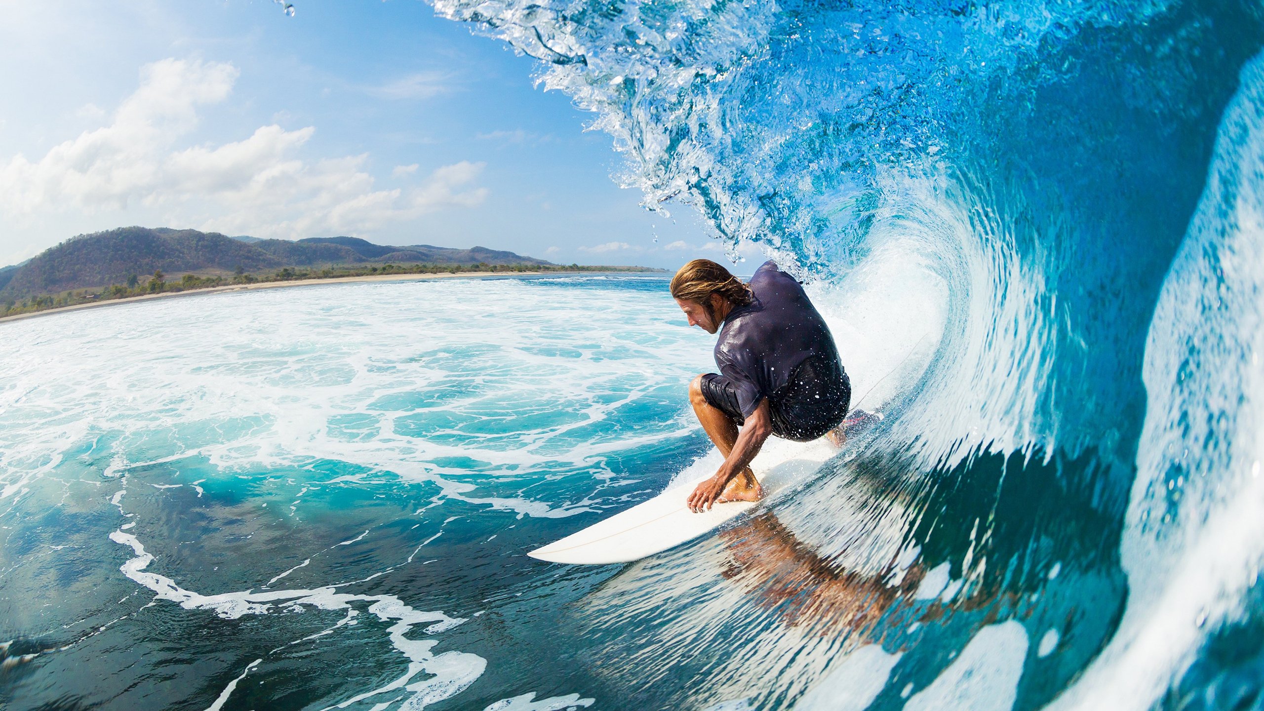 保罗赛后评分拉满，深圳队连续得分压制勇士，一场跨越篮球文化的对话